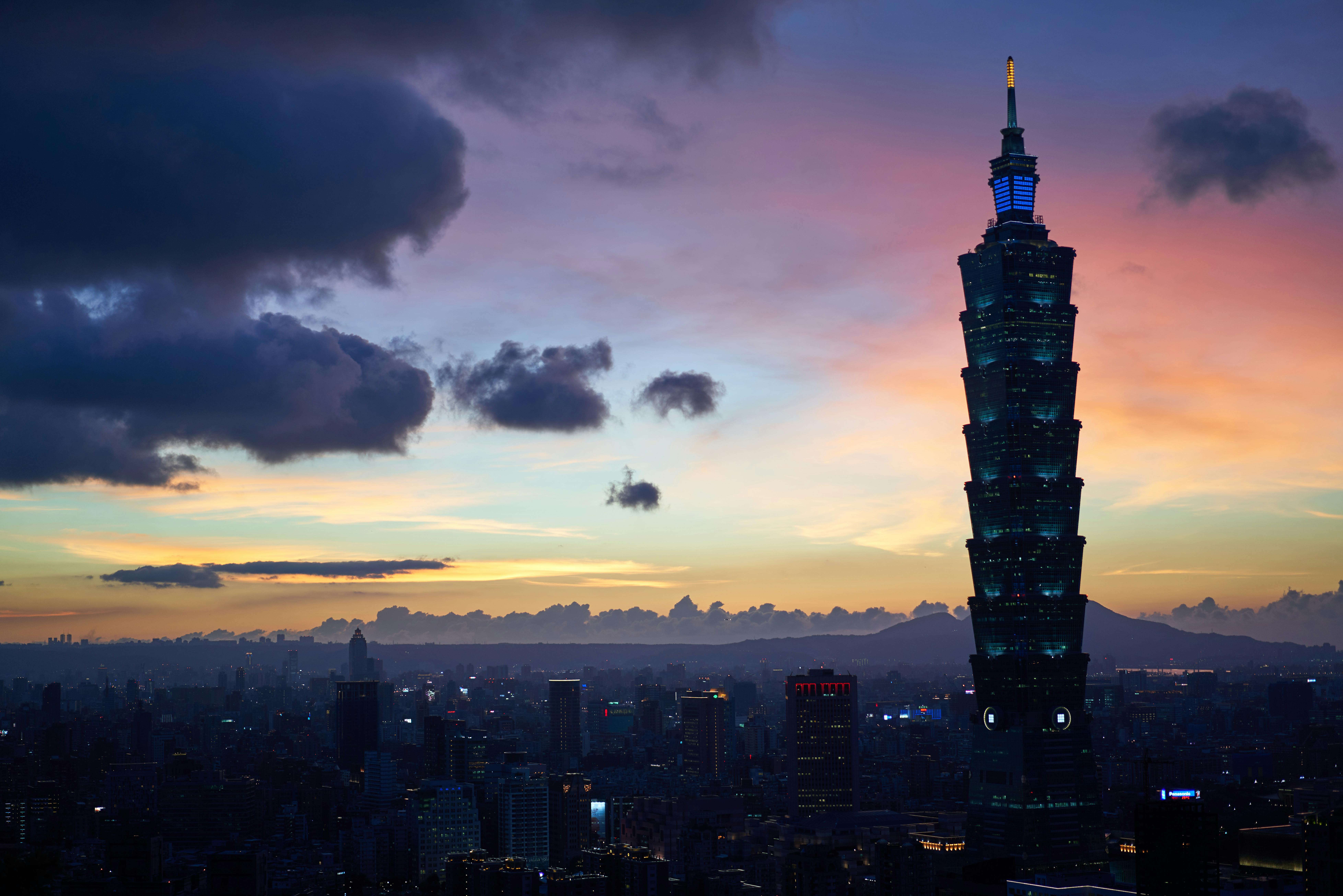 Taipei 101 background